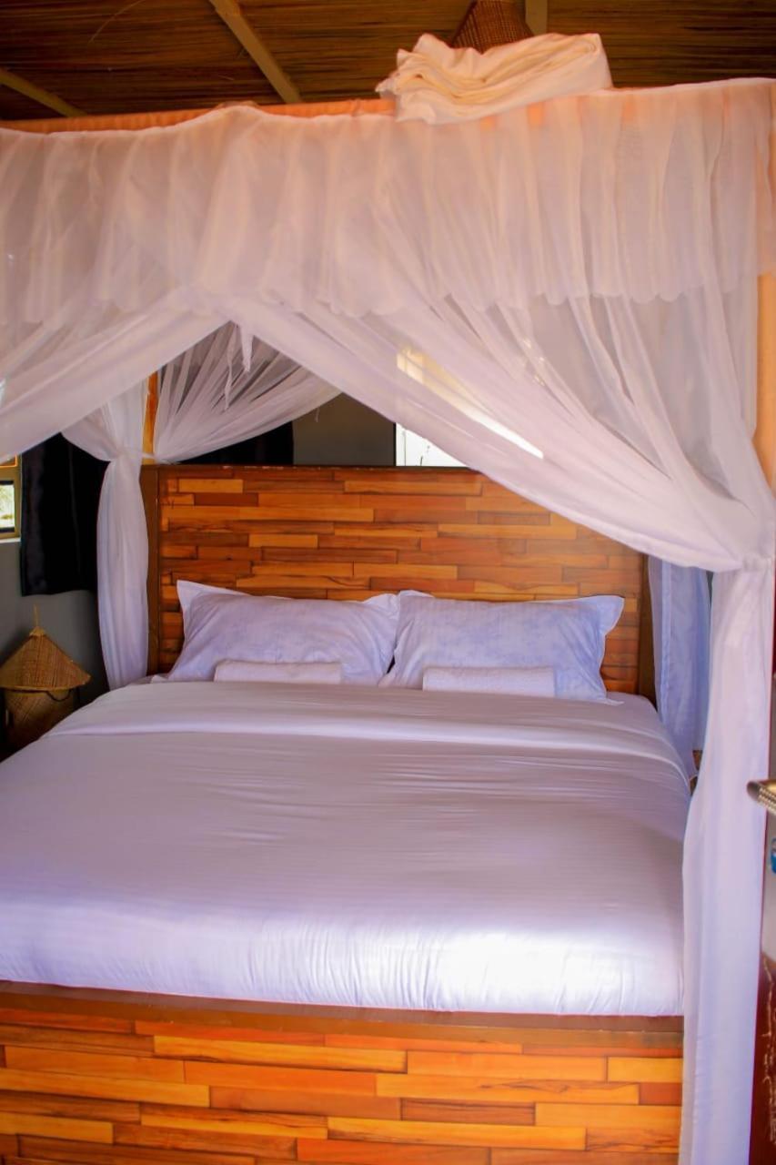 Amanya 3-Bedroom Hut أمبوسيلي المظهر الخارجي الصورة